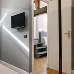 別荘 Cathedral Room&loft パレルモ