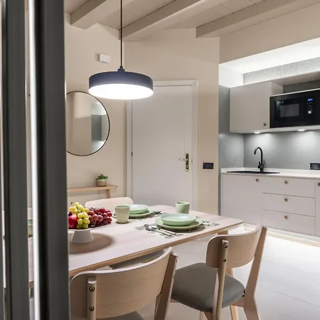 Cathedral Room&loft פלרמו